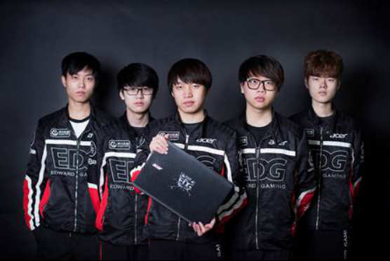 间陪伴家人 间陪伴家人